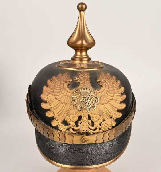 Prussian "Reichs Customs" Officers Pickelhaube Visuel 1 principal